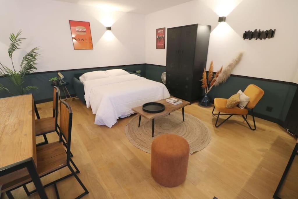 Cocon Neuf - Coeur Du 11E Apartment Paris Luaran gambar
